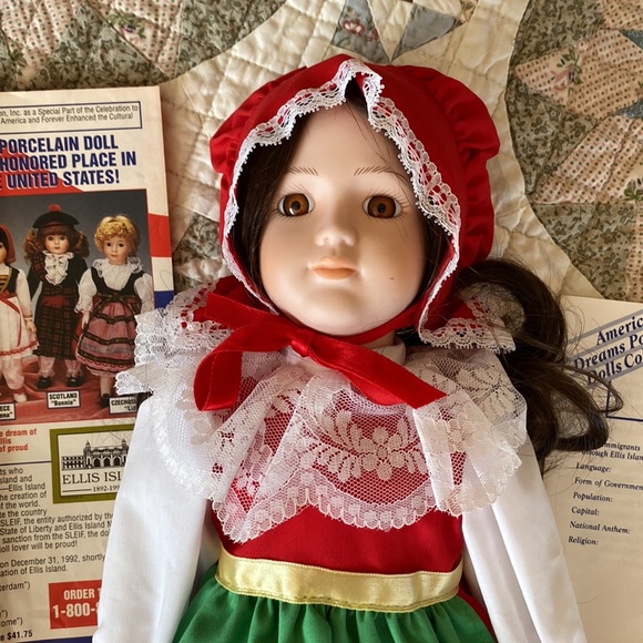 Toys Heritage Mint Ellis Island American Dreams Dolls Collection Anna